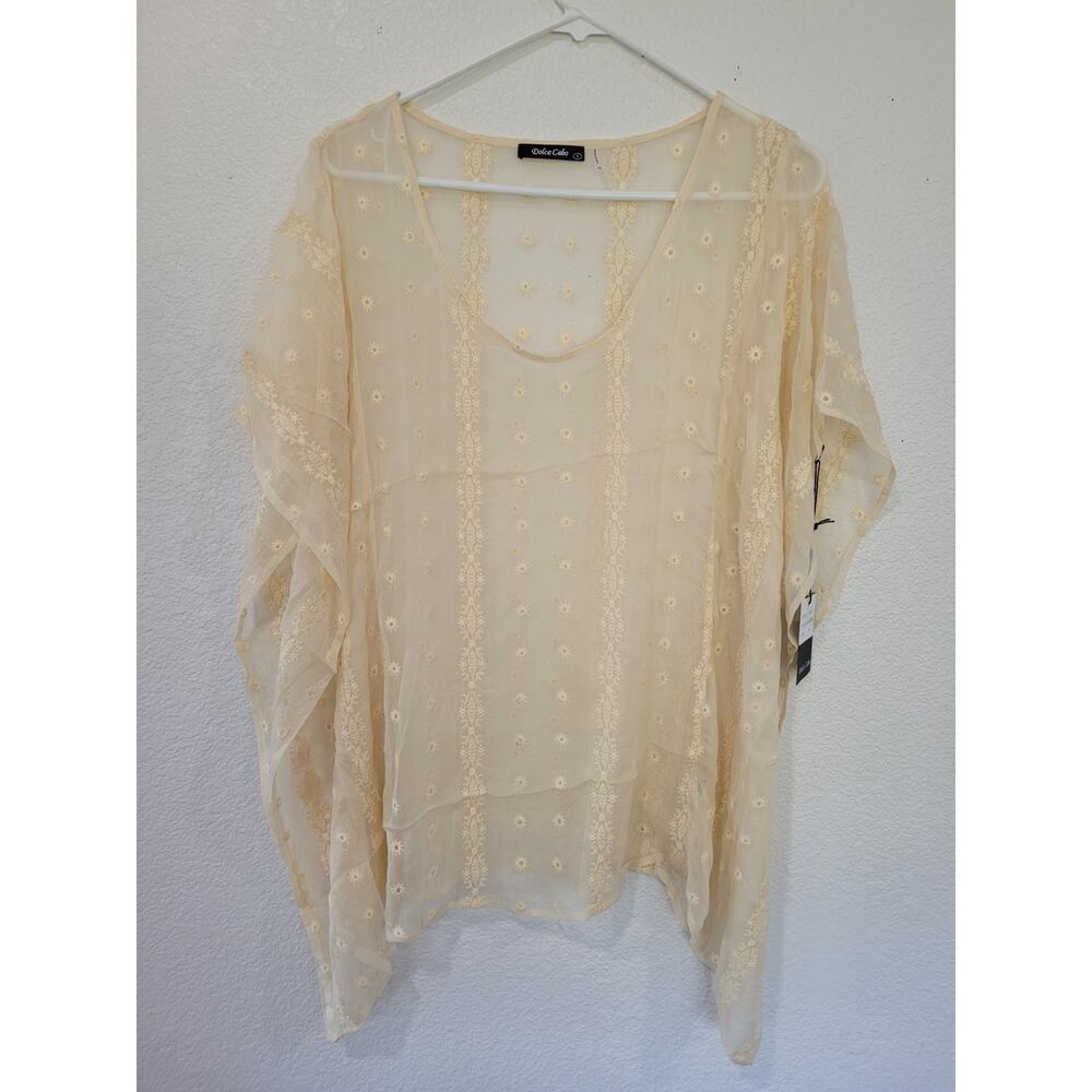 Dolce‎ Cabo Women's Cream Silk Blouse size Medium Scoop Neck #16